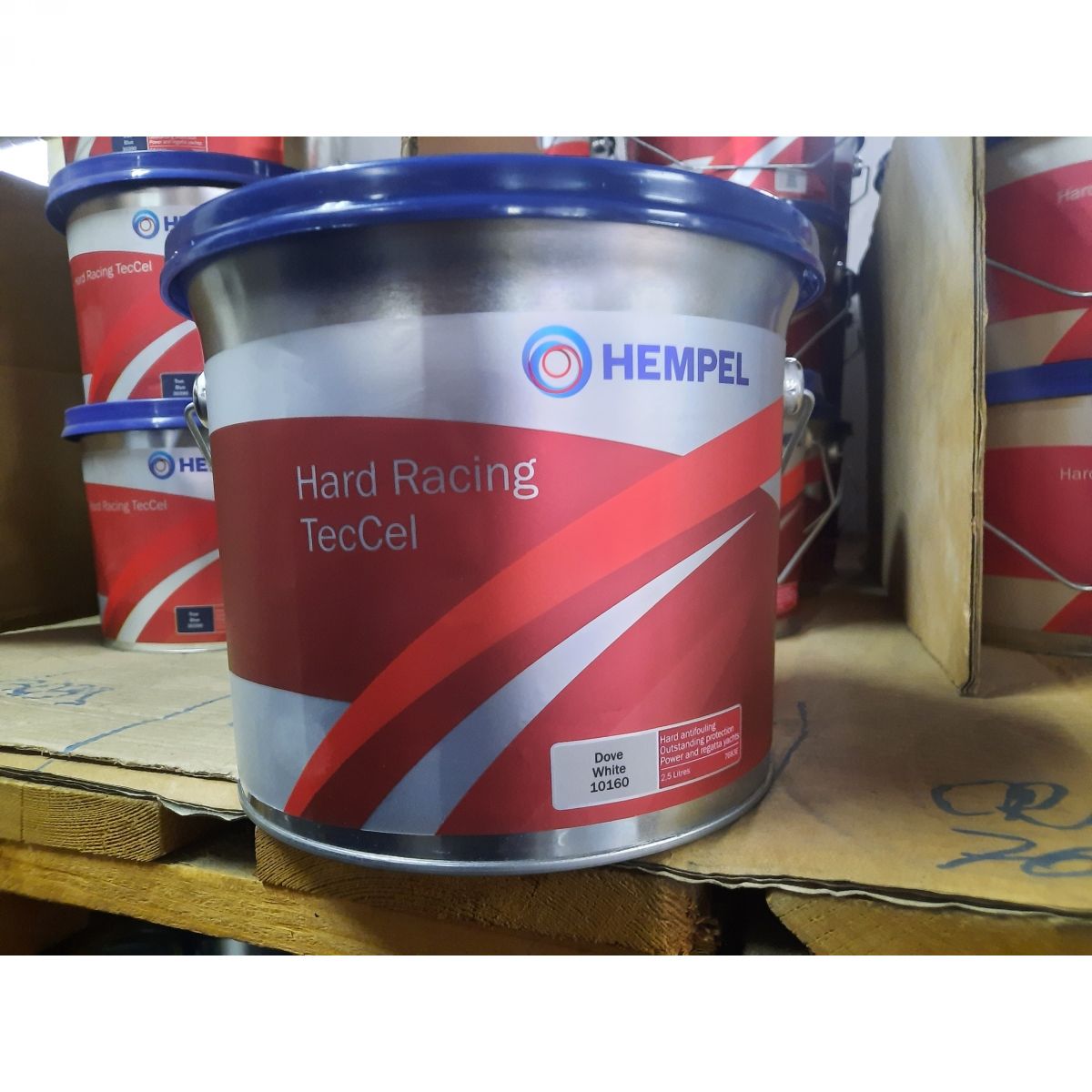 Hempel Hard racing TecCel DOVE WHITE antifauling pak. 2,5 lit