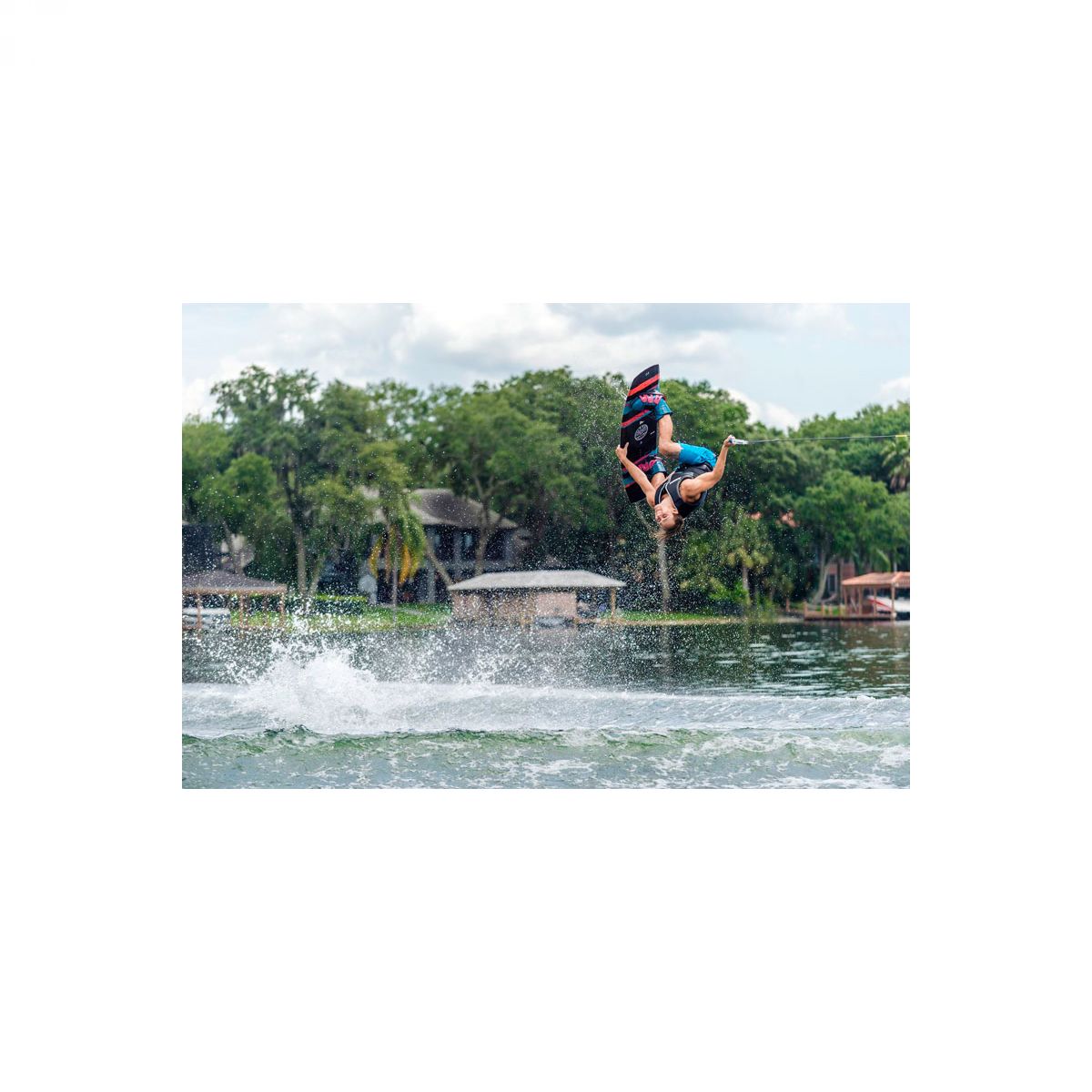 JOBE Wakeboard VANITY 141 & Maze Bindings Package