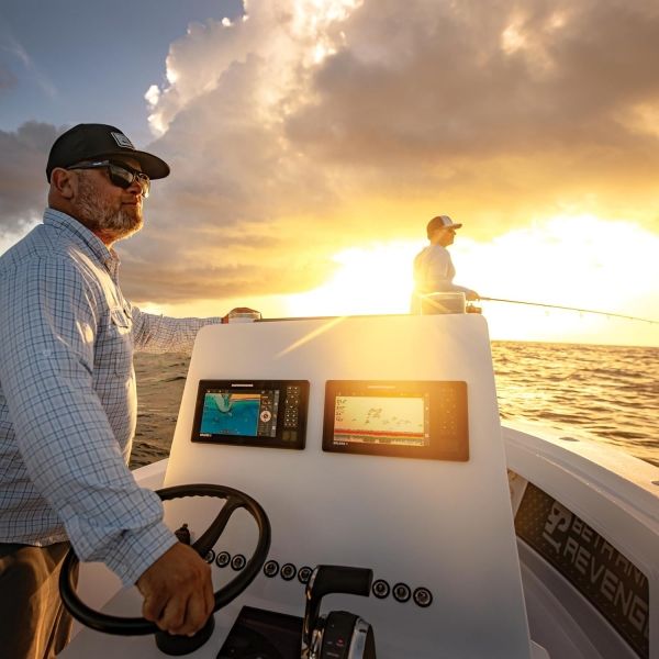 Humminbird XPLORE 12 CMSI+ GPS Fishfinder